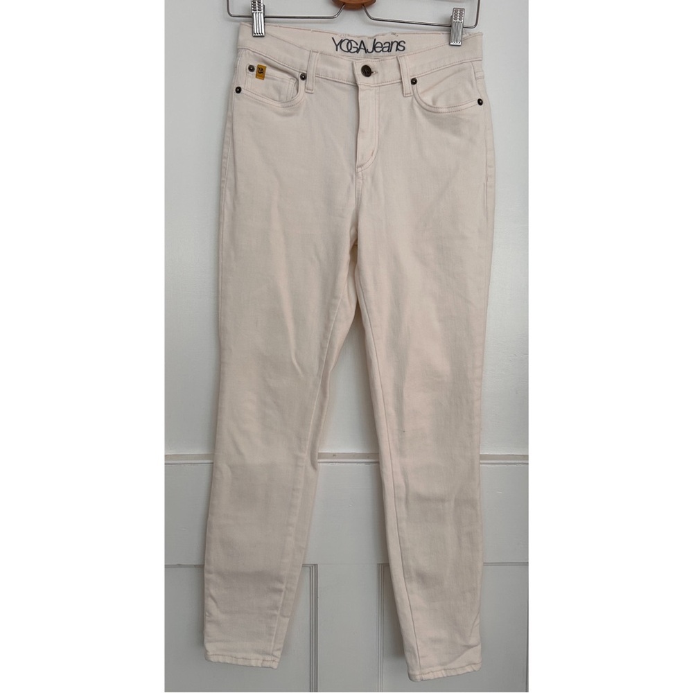 Skinny, White, High Waisted Yoga Jeans with Stretch Size 28